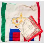 Flagge des Königreichs Italien 1861 - 1946 und patriotisches Soldatentuch 1918 Bandiera Savoia con