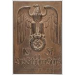 Plakette "Für erfolgreiche Mitarbeit - Das schwarze Korps - 1937" Dunkelbraunes Steinzeug mit