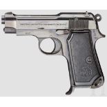 Beretta Mod. 35 Kal. 7,65 mm, Nr. 824147. Nummerngleich. Blanker Lauf. Achtschüssig. Beschuss.