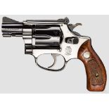 Smith & Wesson Mod. 34-1, "The Model of 1953 .22/32 Kit Gun" Kal. .22 l.r., Nr. M27836. Blanker