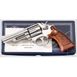 Smith & Wesson Mod. 66-1, "The .357 Combat Magnum Stainless", im Karton Kal. .357 Mag., Nr. 62K5111.