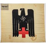 Fahne "Aachen-Land 2" des Deutschen Roten Kreuzes (männliche Abteilung) Weißes Fahnenleinen mit