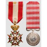 Ordre de Saint-Charles - Ritterkreuz, 2. Typ Gold und Emaille (kleine Schäden in den