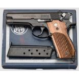 Smith & Wesson Mod. 39, im Karton Kal. 9 mm Luger, Nr. 85447. Blanker Lauf, Länge 4".