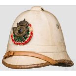 Tropenhelm der Kavallerie, datiert 1895 Casco Tropicale Cavalleria 1895 Leinenbezogener Korkkorpus