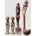 Hölzernes Besteck, zwei kleine Bronzefiguren, Afrika, um 1900 Gabel (beschädigt) und Löffel, die