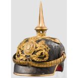 Helm M 1886 für Offiziere der Kavallerie Schwarz lackierte Lederglocke (etwas verzogen,