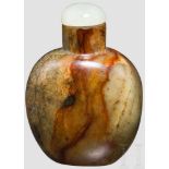 Snuffbottle aus poliertem Stein, China 19. Jhdt. Ovale bauchige Flasche mit kurzem, zylindrischen