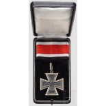 Ritterkreuz des Eisernen Kreuzes, Klein & Quenzer-Fertigung im Verleihungsetui In Resten