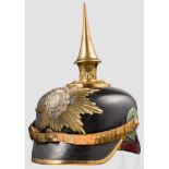 Helm für Reserveoffiziere der Infanterie, um 1900 Schwarz gelackte Lederglocke mit rundem