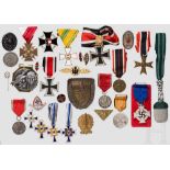 Gruppe Auszeichnungen 2. Weltkrieg und nach dem dt. Ordensgesetz 1957 Vier Mutterkreuze der