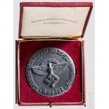 Medaille der Reichswettkämpfe des NS-Fliegerkorps Kassel 1938 Versilberte Leichtmetallmedaille mit