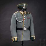 Uniformensemble für Oberwachtmeister im Kavallerie-Regiment 13 (Hannover) Schirmmütze in früher