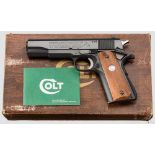 Colt's MK IV / Series 70, Government Model, im Karton Kal. .45 ACP, Nr. 70G69838. Blanker Lauf,