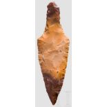 Feuersteindolch, Äneolithikum, 3. Jtsd. v. Chr. Dolch aus honigfarbenem Feuerstein mit