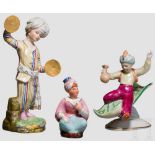 Drei Porzellanfiguren im orientalischen Stil, 19./20. Jhdt. Unterschiedliche Figuren jeweils in