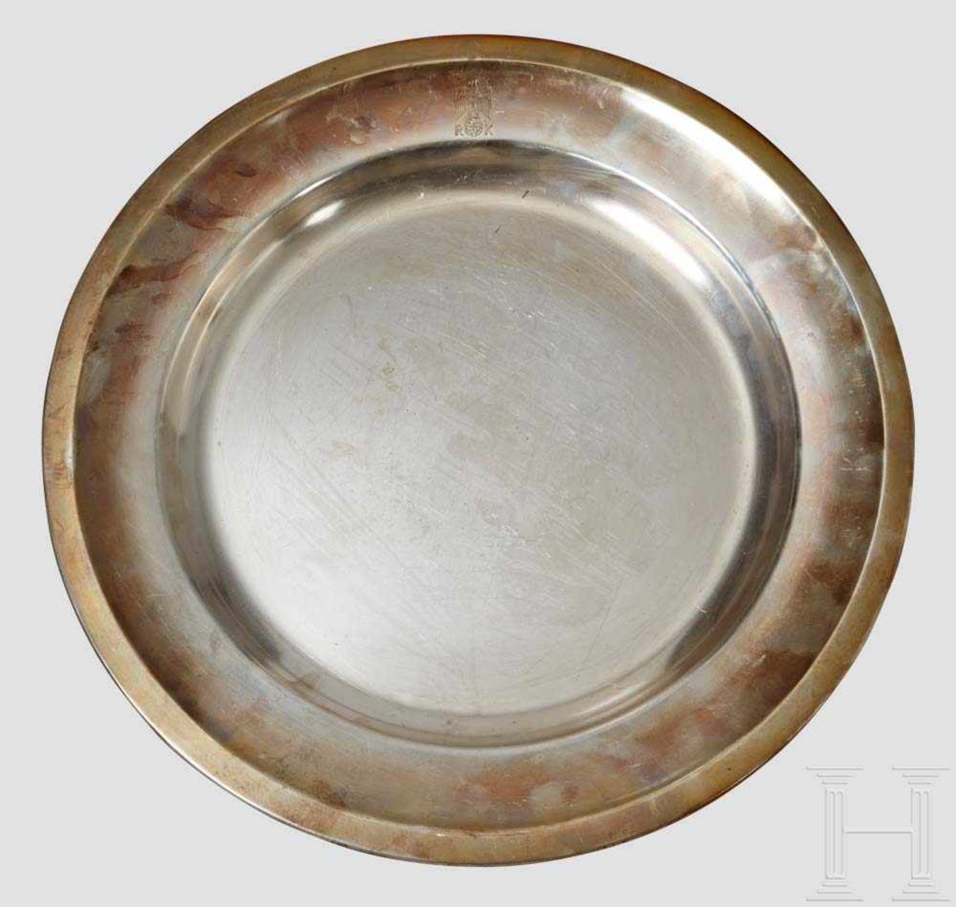 Adolf Hitler - a Medium Round Serving Platter from the Table Silver of the New Reich Chancellery, - Bild 2 aus 5