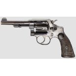 Smith & Wesson Regulation Police, prewar Kal. .38 S&W, Nr. 37015 vorne am Griff. Fast blanker