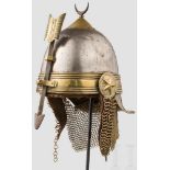 Seltener Helm der Khediven-Leibwache, 2. Hälfte 19. Jhdt. Einteilig geschlagene Eisenglocke mit