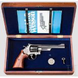 Smith & Wesson Mod. 25-3, Commemorative "The 1955 Model .45 Target Heavy Barrel", in Schatulle