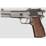 FN HP Mod. 35 Kal. 9 mm Luger, Nr. 129667. Nummerngleich. Blanker Lauf. 13-schüssig. Dt. Beschuss.