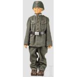 Kinderuniform auf Puppe Komplette Uniform für einen "Unteroffizier" der Infanterie, bestehend aus