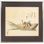 Seidenstickbild, um 1900 Darstellung eines Samuraihelmes in feiner Seidenstickerei. Hierbei soll