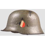 Stahlhelm M 31 für Angehörige der Schutzpolizei der Gemeinden, um 1934 Stahlglocke mit zwei