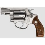 Smith & Wesson Mod. 60, "The .38 Chief's Special Stainless" Kal. .38 Spl., Nr. R212729. Blanker
