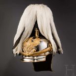 Helm für Generale der Linien-Kürassiere Glanzvernickelte Stahlglocke mit vergoldeten