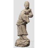 Skulptur einer Dienerin, China, späte Song-/Yuan-Dynastie Stehende, dreiviertel-plastische Figur aus