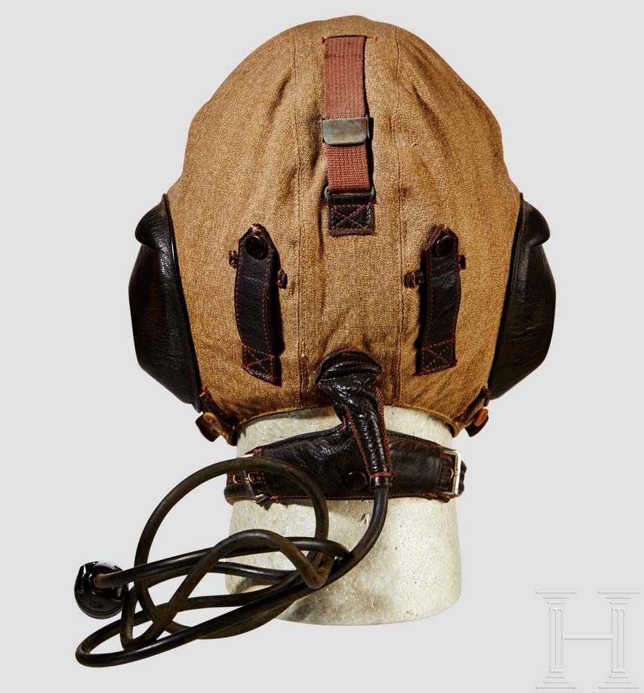 A "LKpS101" Summer Flight Helmet Five panel, brown linen fabric, leather covered earphone mounts - Image 2 of 4