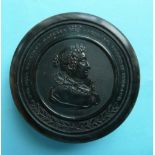1820 Caroline: a pressed horn circular box and cover, 77mm (2) (commemorative, commemorate, royal)