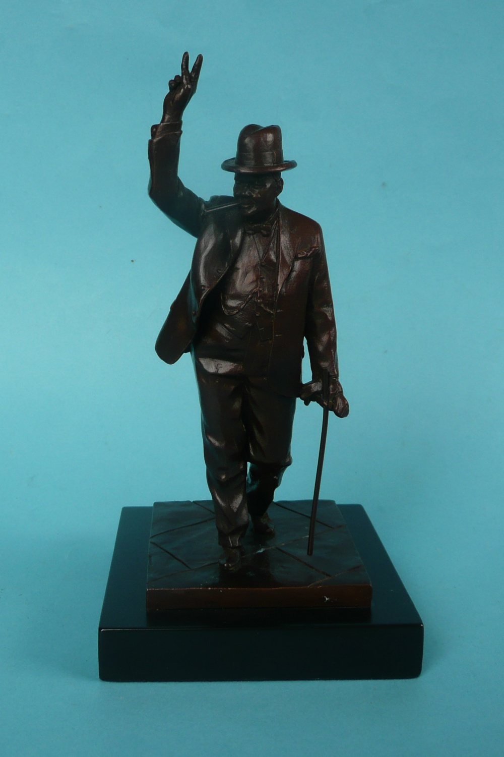 Winston Churchill: a bronzed spelter figure on ebonised base, 170mm overall, boxed (commemorative,