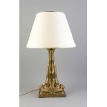 Figürl. Lampe im Art Nouveau Stil, 2. H. 20. Jh., 1-flg. elektr., Gips, goldfarben gefasst,