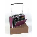 Classic Koffer, Henk Luxury Goods Ltd., Grünwald, 2005/09, purpurfarbenes Straußenleder, Carbon,