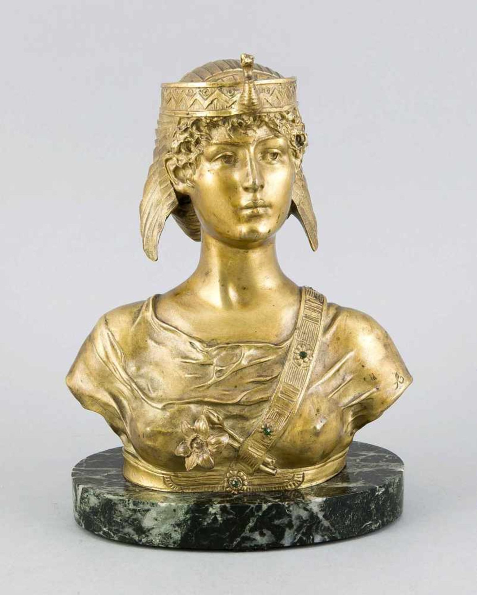 Armand Juenard, frz. Bildhauer um 1900, Büste der Kleopatra, goldfarben patinierte Bronze mit
