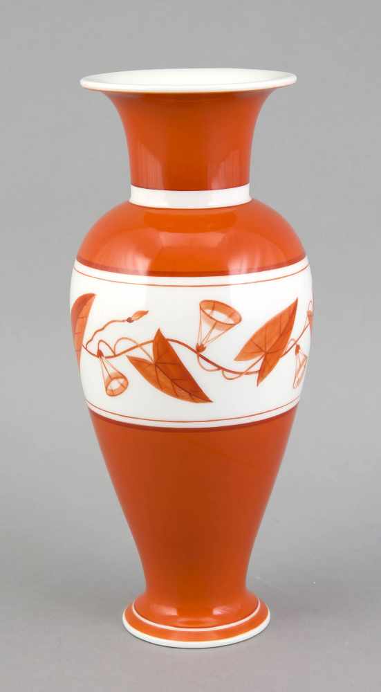 Vase, KPM-Berlin, Marke vor 1945, 1.W., Malermarke, Form Juventute, Vase mit eisenrotem Fond und