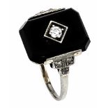 Altschliff-Diamant-Onyx-Ring WG 585/000 mit einem Altschliff-Diamanten 0,07 ct W/SI, 6