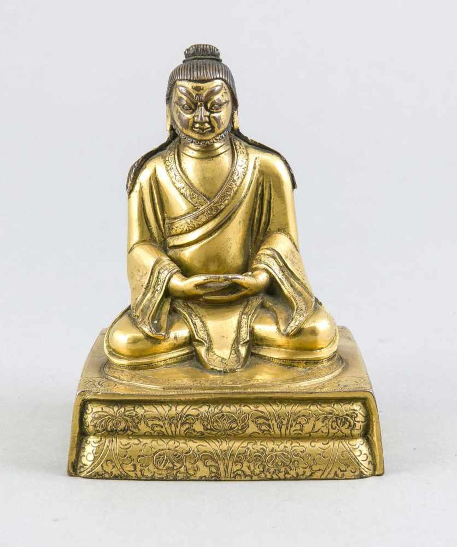 Vergoldete Bronze Figur, Tibeto-Chinesisch, 19. Jh., vollplastische Darstellung, sitzend in