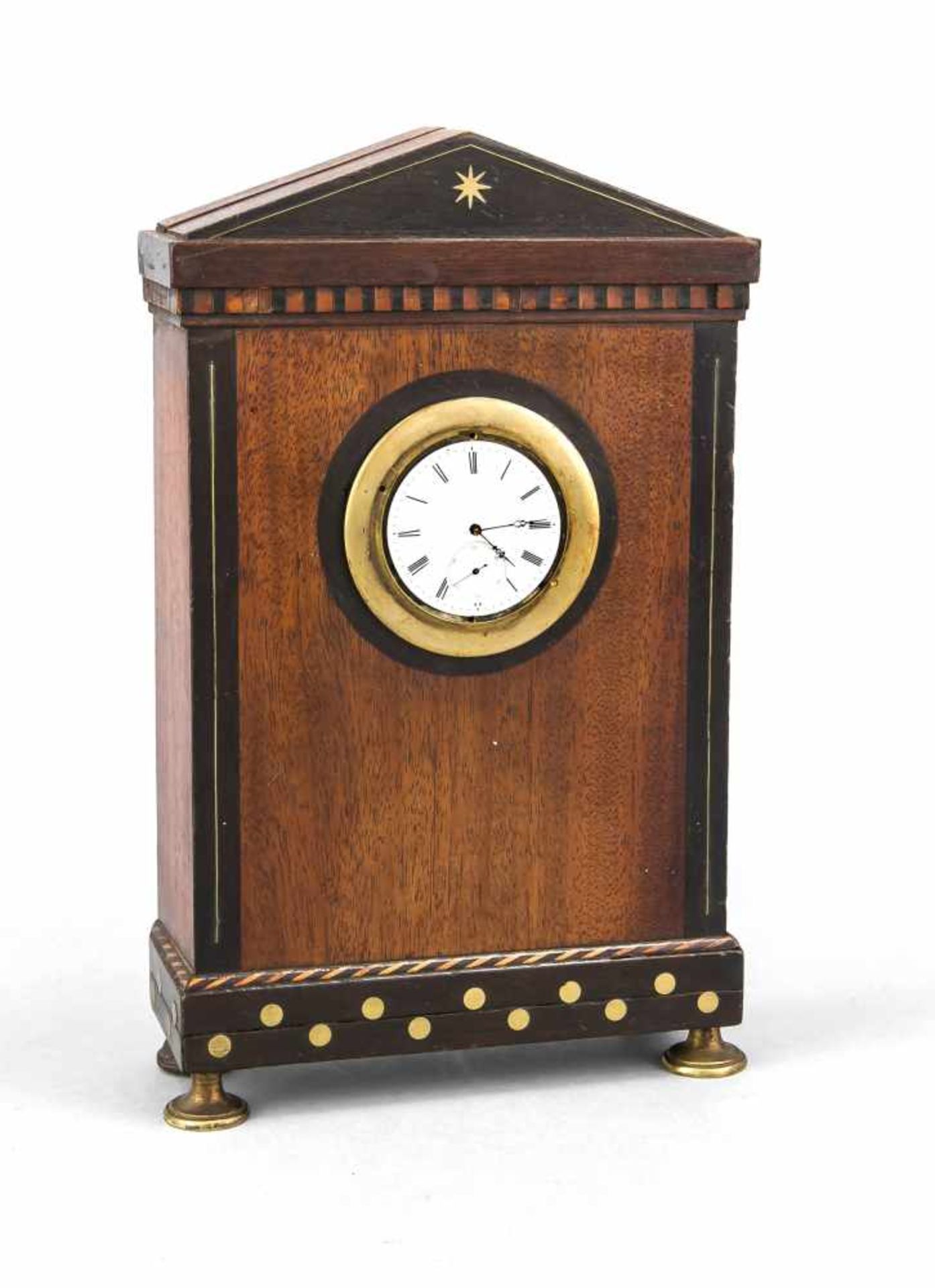 Uhrengehäuse mit Intarsien in verschiedenfarbigem Holz und Messing Einlegearbeiten, eingefügtes