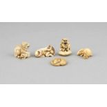 5 Netsuke, Japan, wohl 19. Jh., Elfenbein, teilw. signiert, 3 - 4 cm