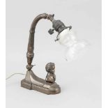 Art-Deco Lampe Beethoven, Deutschland?, Anfang 20. Jh., Metallguss, profilierter Fuß