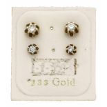 2 Brillant-Ohrstecker Paare GG 585/000 mit 4 Brillanten, zus. 0,30 ct W/SI, D. 5,5 und 4mm, 2,1 g2