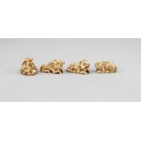 4 Netsuke, Japan, 1. V. 20. Jh., Elfenbein, signiert, 5 - 7 cm