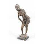 Anonymer Bildhauer, 2. H. 20. Jh., gebeugt stehender Akt, Bronze, im Stand Gießermarke"Guss Barth