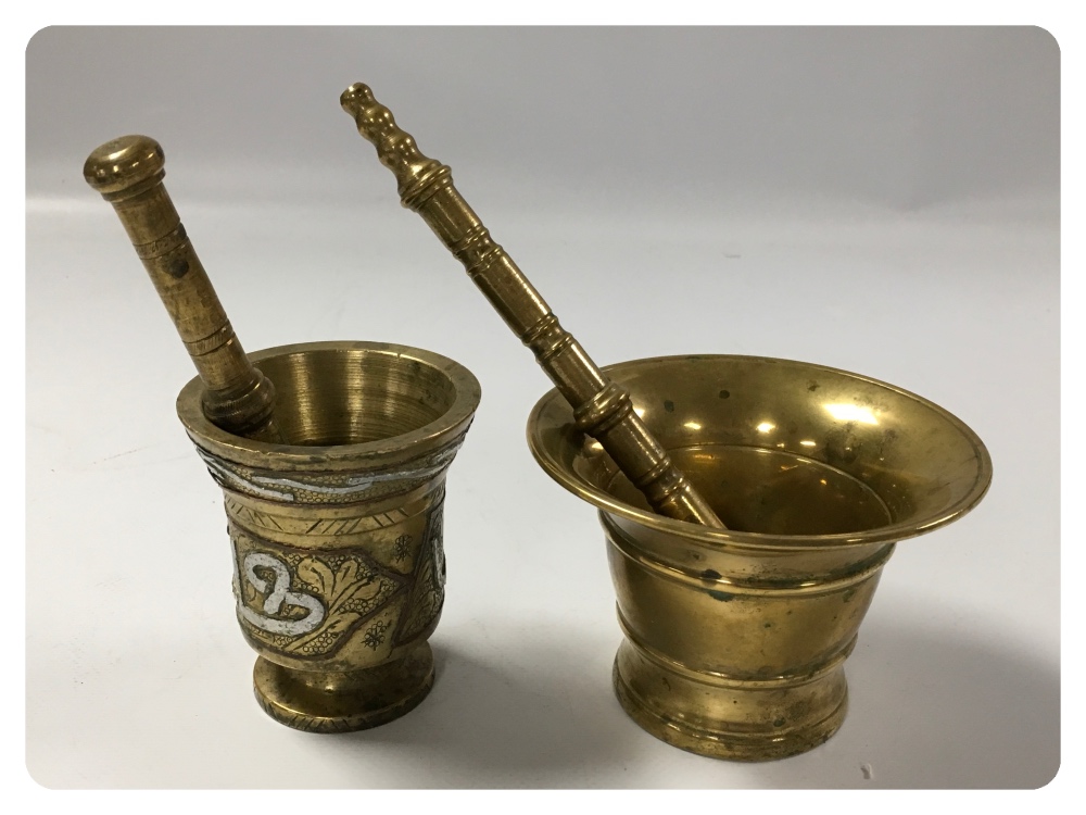 THREE ANTIQUE BRASS APOTHECARY MORTAR AND PESTLE ONE INITIALLED - Image 3 of 3