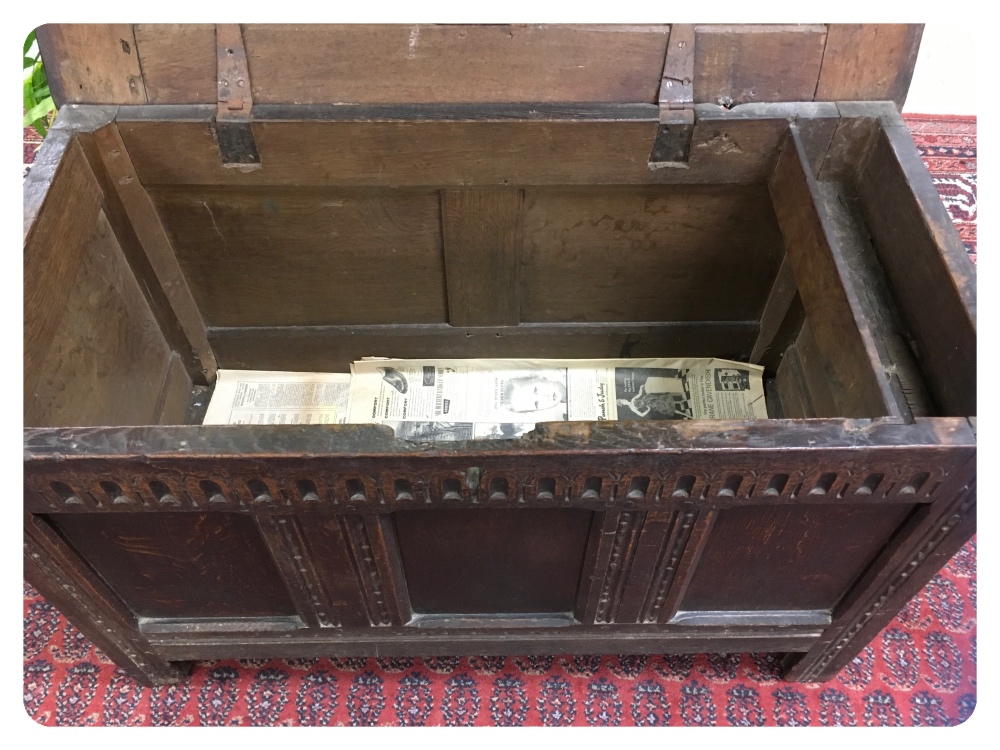 18TH CENTURY OAK COFFER IN SMALL FORM, - Image 6 of 7