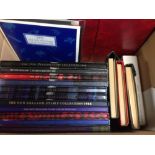 NEW ZEALAND: BOX WITH YEAR BOOKS (11) BETWEEN 1984 AND 2001, ALSO VARIOUS IN STOCKBOOKS,