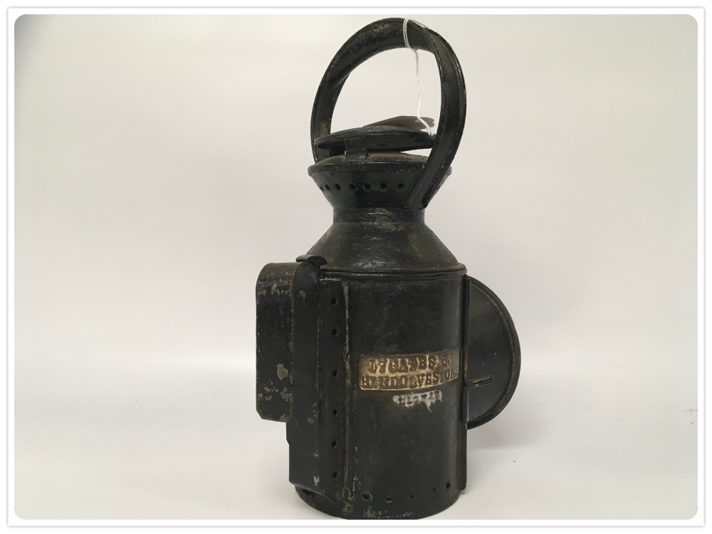 A VERY RARE RAILWAY LAMP STAMPED "M & GNJR" WITH A BRASS PLATE "17 GATE 3 HINDOLVESTONE", - Image 2 of 3